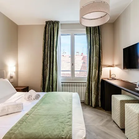 Aqua Luxury 3*