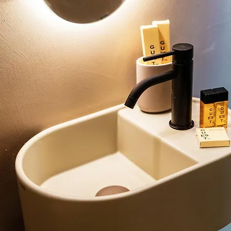 Aqua Luxury 3* 코모