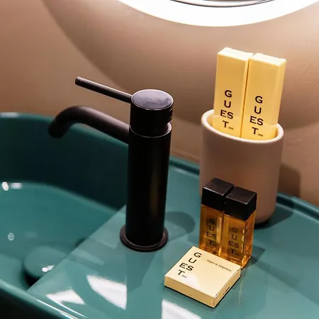 Aqua Luxury 3* 코모